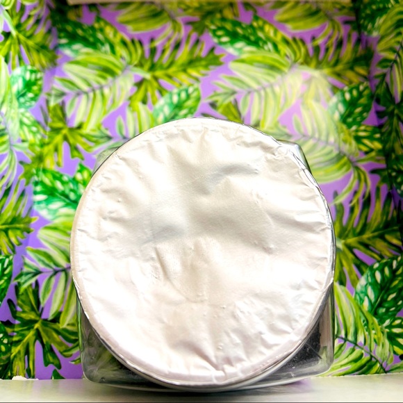 Exfoliating Cubes Charcoal Softening and Purify NEW Sunday Rain Body Cubes - Picture 4 of 4